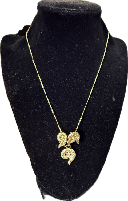Necklace + earrings